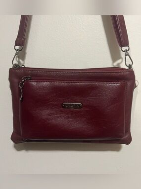 Jing Pin Wine Crossbody Bag with Front Zip Pocket